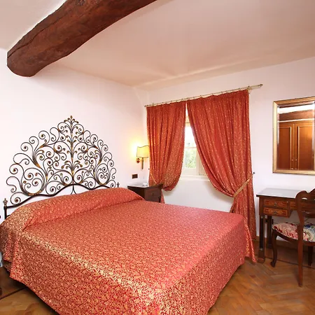 Grand Balbi מלון 4*