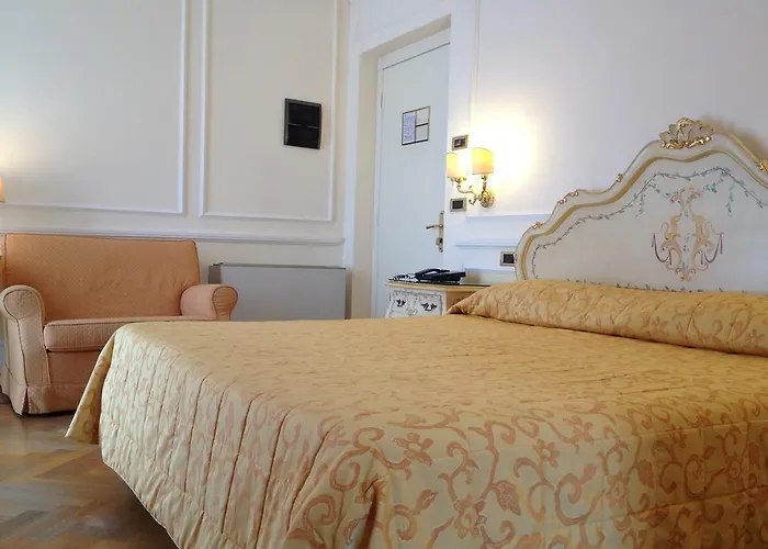 Отель Grand Balbi 4*